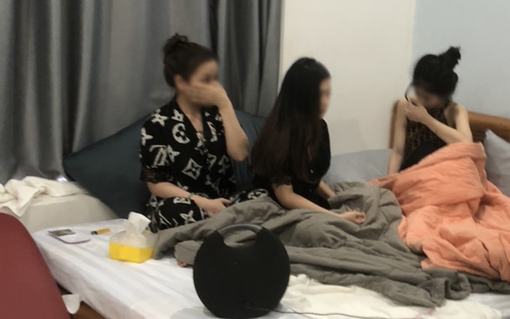Đà Nẵng: 3 cô gái 16 - 18 tuổi thuê phòng khách sạn mở 'tiệc ma túy'