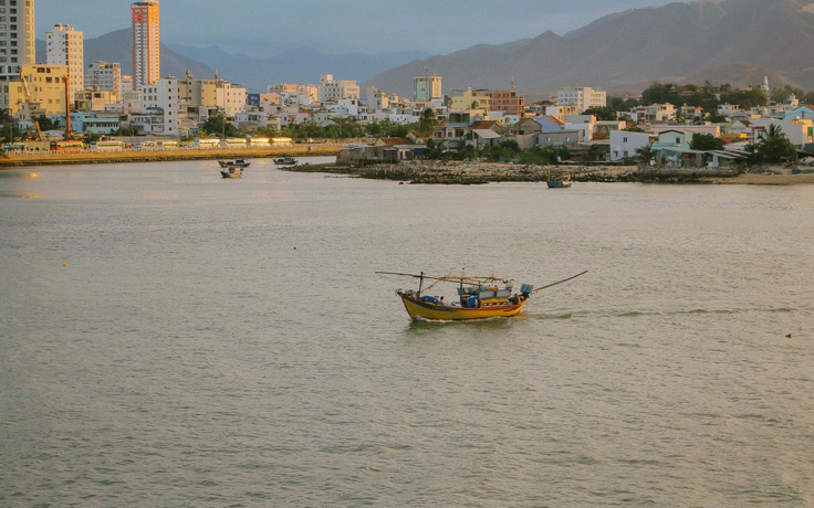 Nha Trang - nhớ Nhất Trí trong tâm tưởng