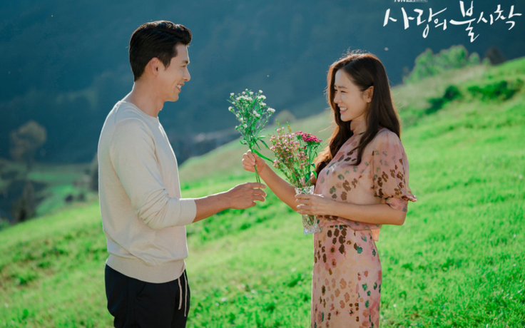 Loạt bom tấn nổi tiếng của cặp đôi Hyun Bin và Son Ye Jin