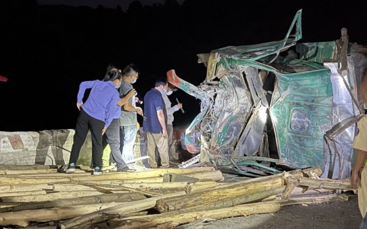 Thừa Thiên-Huế: Khởi tố tài xế vụ tai nạn làm 4 người chết trên đèo A Co
