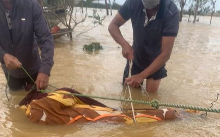 Thừa Thiên - Huế: Phát hiện thi thể người đàn ông trôi trên sông Hương