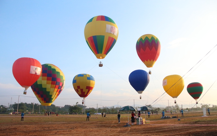 Ngày hội khinh khí cầu tại Kon Tum