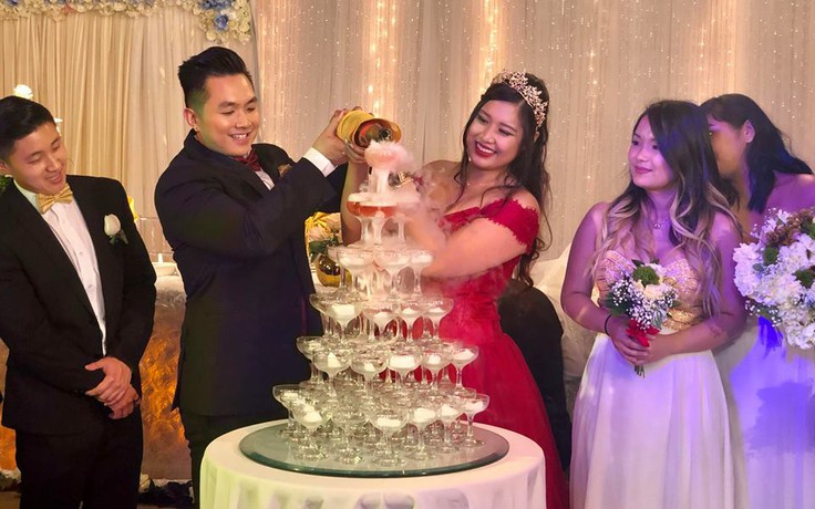 NSND Hồng Vân vắng mặt trong tiệc cưới tại Mỹ của con gái