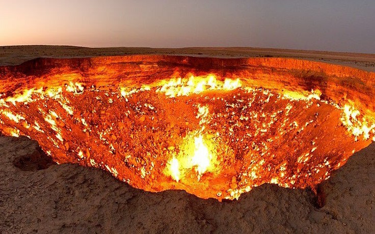 Bên trong 'cổng địa ngục' ở Turkmenistan