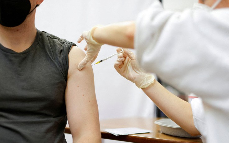 Người đàn ông Đức đi tiêm vắc xin Covid-19 đến hơn 87 lần