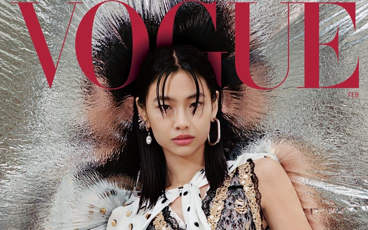 Nữ chính ‘Trò chơi con mực’ Jung Ho Yeon lên trang bìa tạp chí Vogue Mỹ