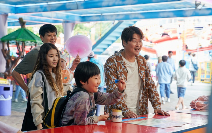 Phim mới của IU và ảnh đế Song Kang Ho ra rạp Việt Nam