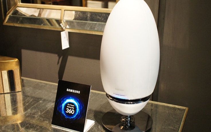 Samsung trình làng 'loa trứng' 360 độ độc đáo