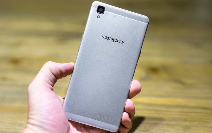 Cận cảnh chiếc Oppo R7 Lite