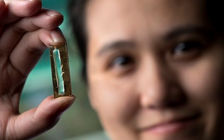 Một cô gái gốc Việt phát minh ra pin có khả năng kéo dài đến 400 năm