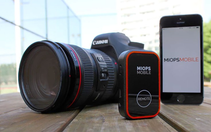 Thiết bị giúp smartphone điều khiến được máy ảnh chuyên nghiệp
