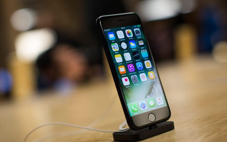 Những 'ồn ào' xung quanh bộ đôi iPhone 7 sau một tuần ra mắt
