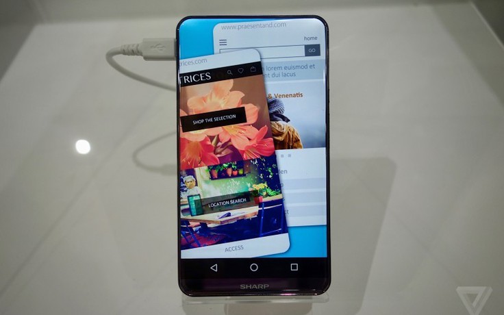Sharp giới thiệu smartphone viền màn hình siêu mỏng