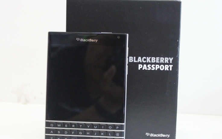 Blackberry Passport chính hãng và xách tay đua nhau giảm giá bán