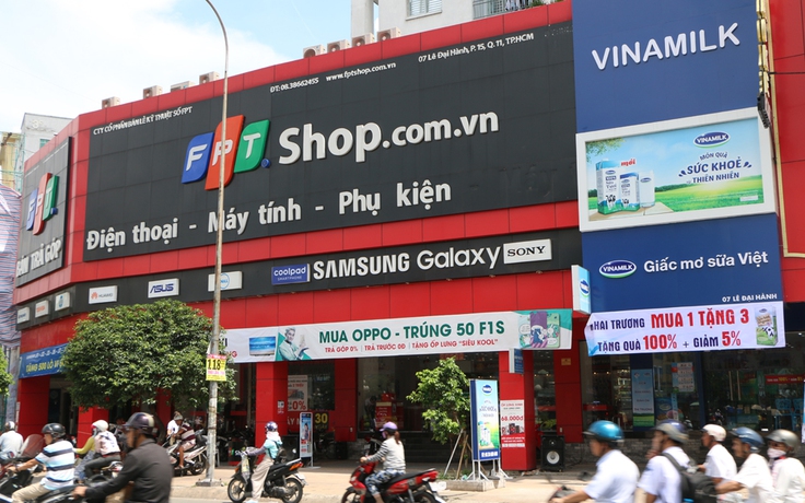 FPT Retail liên kết với Vinamilk để bán sữa