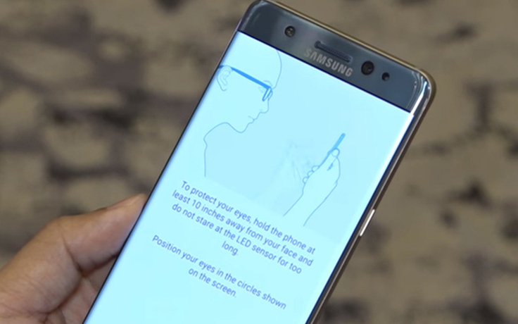 Samsung sẽ loại bỏ dần máy quét dấu vân tay trên smartphone?