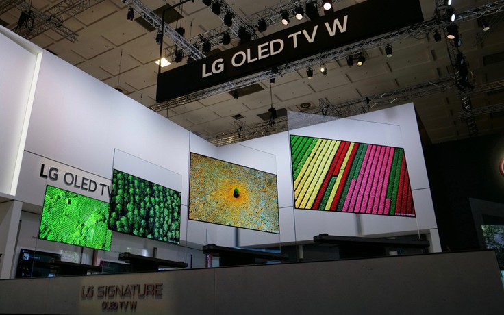 TV OLED Signature W 'mỏng như tranh' của LG được vinh danh