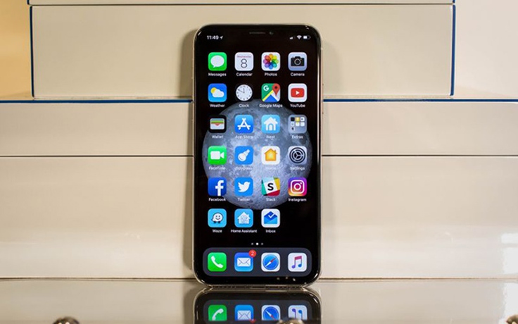 Apple giải xong bài toán viền mỏng cho iPhone LCD 2018