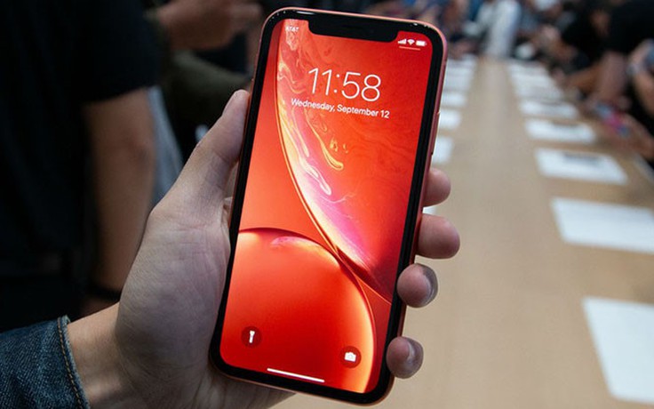 Chi phí sửa kính mặt sau iPhone Xr khi bị vỡ là bao nhiêu?