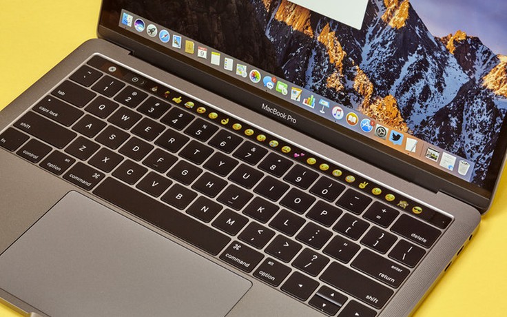 Apple bán MacBook Pro 15-inch 2018 bản 'tân trang'
