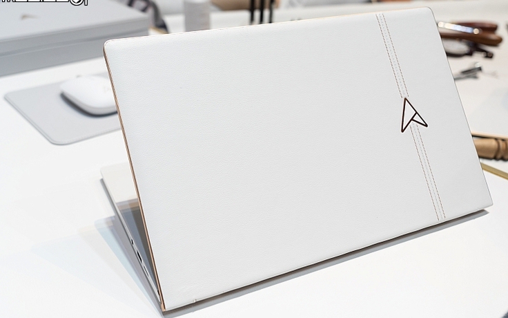 Asus ra mắt laptop cao cấp kỷ niệm 30 năm thành lập