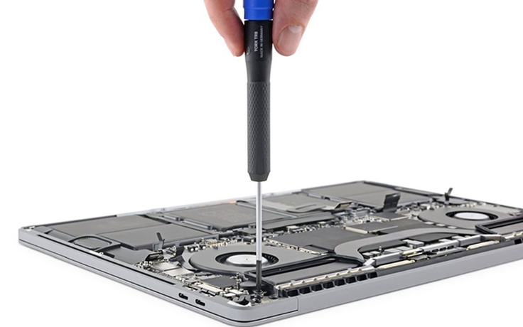 MacBook Pro 16 inch vẫn khó sửa chữa