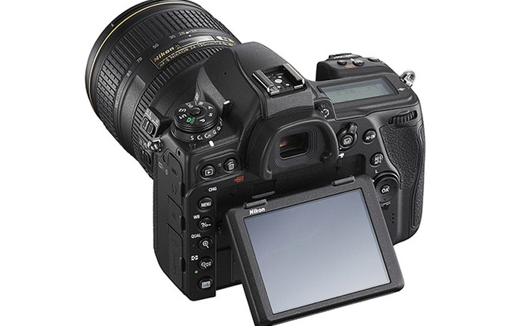 Nikon làm mới dòng máy ảnh DSLR full frame