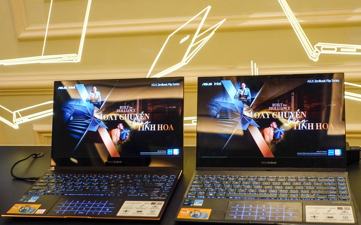 Asus trình làng bộ đôi laptop ZenBook Flip dùng màn hình OLED