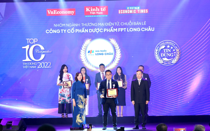 FPT Long Châu được vinh danh 'Top 10 Tin Dùng Việt Nam 2022'