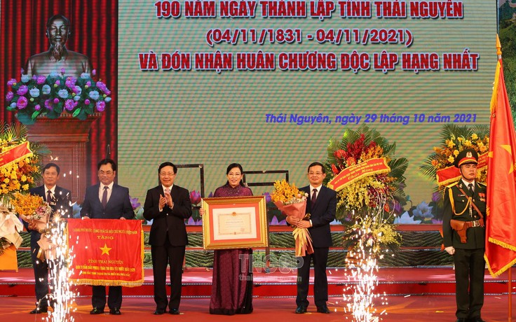 Thái Nguyên kỷ niệm 190 năm thành lập và đón nhận Huân chương Lao động hạng nhất