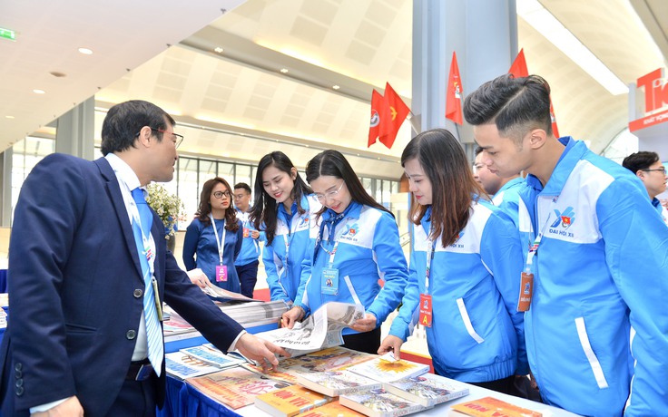 Gian trưng bày Báo Thanh Niên thu hút các đại biểu dự Đại hội Đoàn toàn quốc