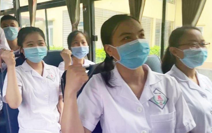 Thái Nguyên chi viện xe cứu thương, bác sĩ cho Bắc Giang