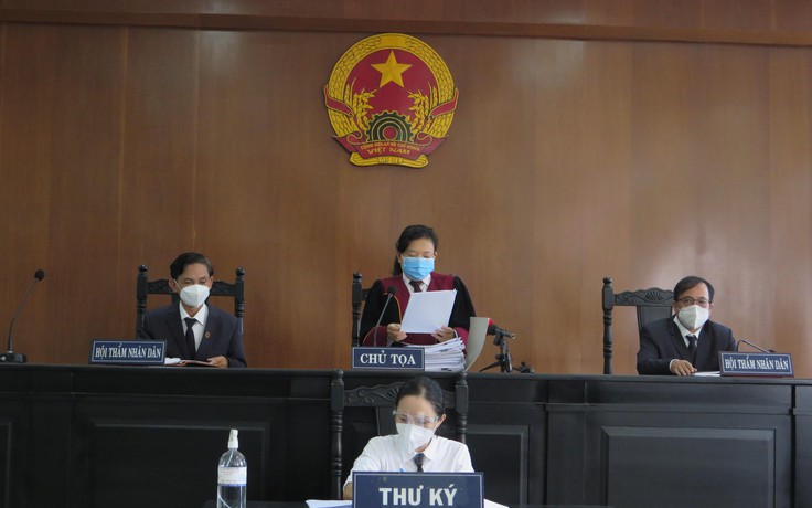 Vụ kiện hơn 2.100 tỉ đồng: Người ủy quyền là F1, Sài Gòn Peninsula xin hoãn tòa
