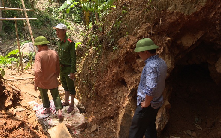 Quảng Trị: Đề xuất nổ mìn, đánh sập hầm khai thác vàng trái phép ở khe Kruông