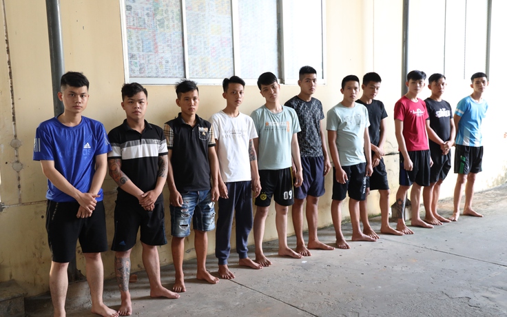 Tây Ninh: Nhóm thanh niên mang bom xăng, hung khí chặn đường đâm người gây thương tích