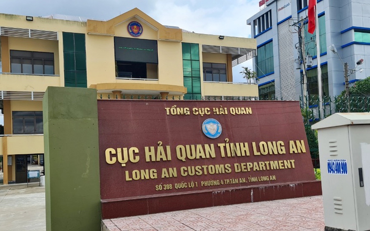 Khiển trách một đảng viên Cục Hải quan Long An vì vi phạm về đạo đức