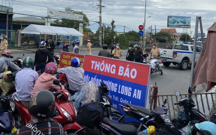 Tiền Giang có 20.000 người trở về; Bến Tre đón hỗ trợ 200.000 đồng/người kẹt ở TP.HCM về quê