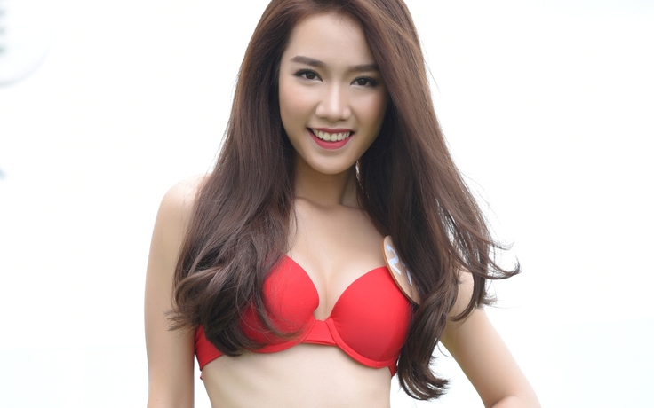Ngắm thí sinh Hoa hậu Bản sắc Việt nóng bỏng với bikini