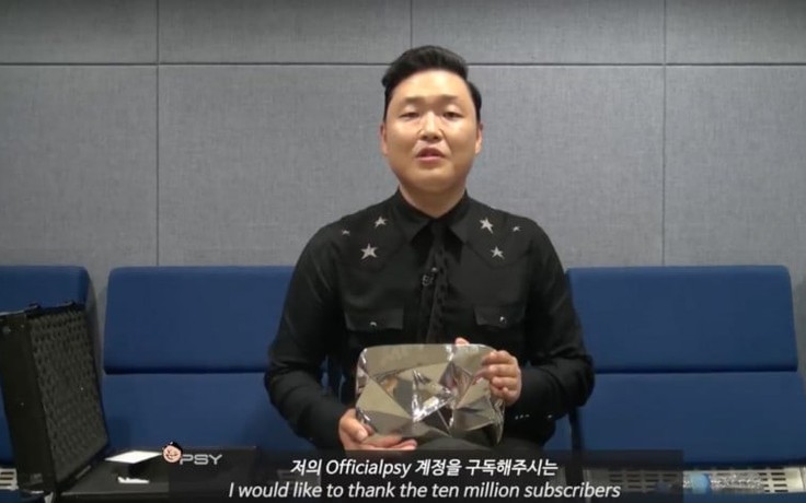 Psy cán mốc 10 triệu người đăng ký theo dõi trên YouTube