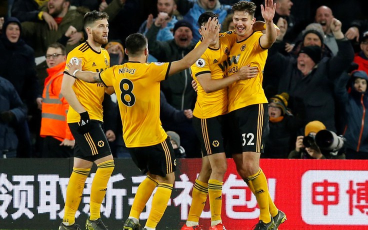 Wolves – M.U 2-1: “Quỷ Đỏ” thêm một lần ngả mũ trước “bầy sói”