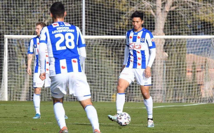 Văn Hậu ngậm ngùi khi Jong Heerenveen bị gỡ hòa phút 90