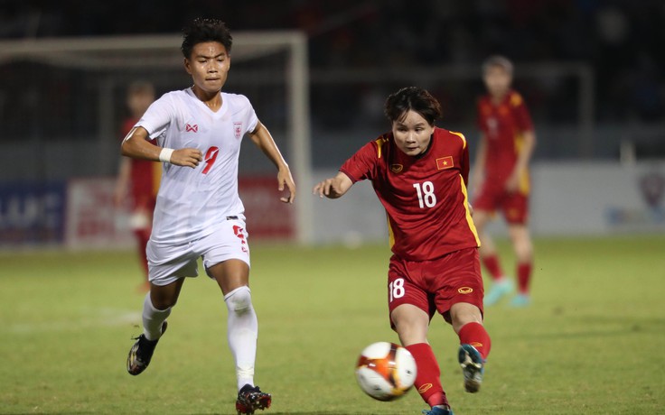 Cầu thủ lập hat-trick của tuyển nữ Việt Nam vào sân từ đầu ở trận gặp Thái Lan