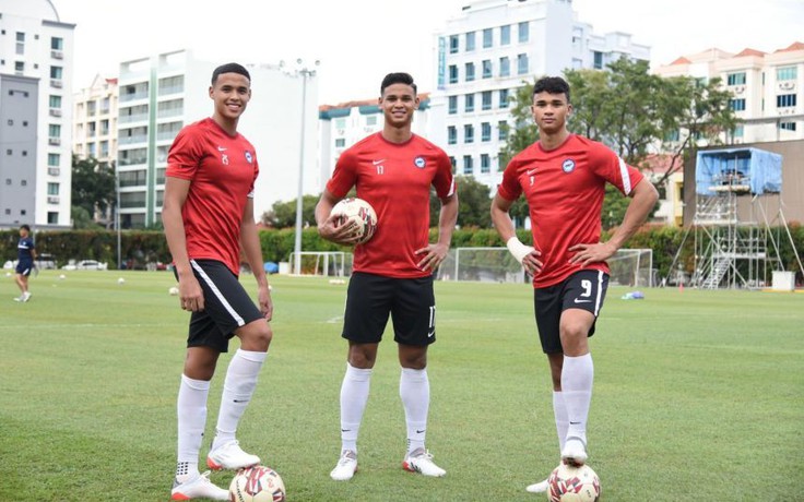 3 anh em nhà Fandi được gọi vào tuyển Singapore đấu với Việt Nam