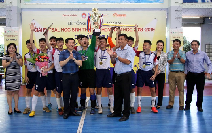 Kịch tính chung kết futsal học sinh TP.HCM