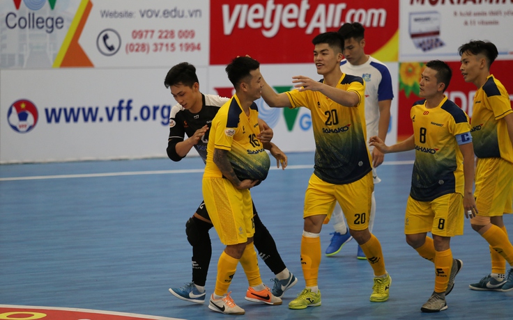 Futsal giai đoạn 2 khởi đầu với nhiều chiến thắng hủy diệt