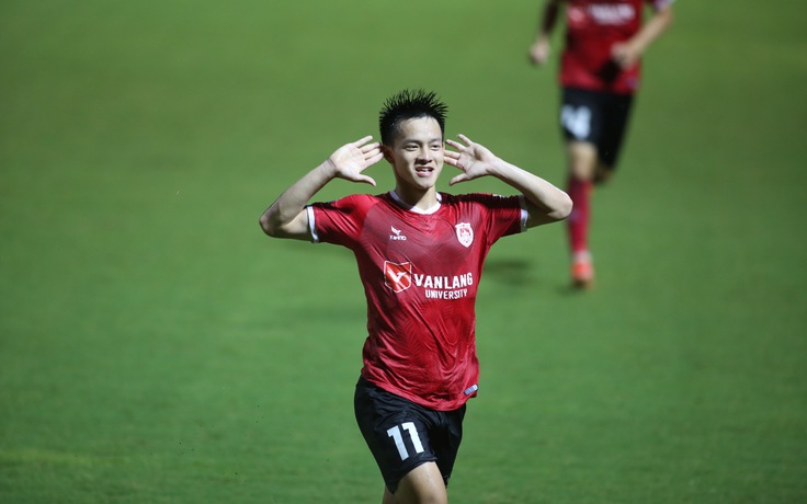 'Người không phổi’ và 5 cầu thủ có phong độ tốt khác lên tuyển U.20 Việt Nam