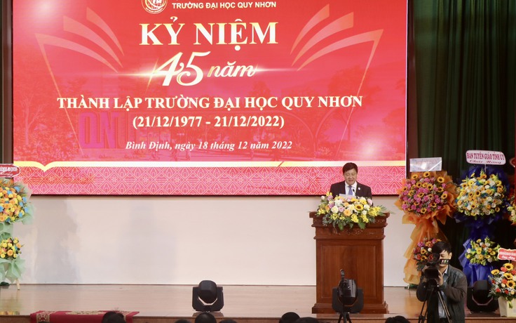 Trường đại học Quy Nhơn kỷ niệm 45 năm thành lập