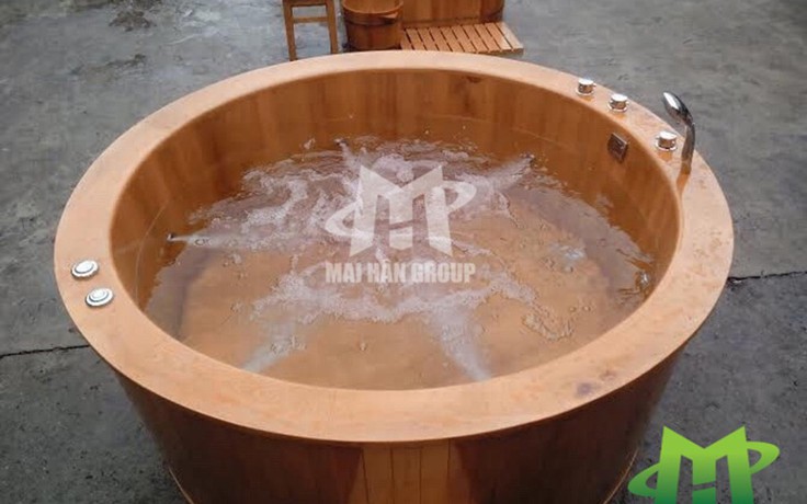 Sảng khoái, thư thái và bạt ngàn lợi ích sức khỏe từ bồn tắm sục jacuzzi