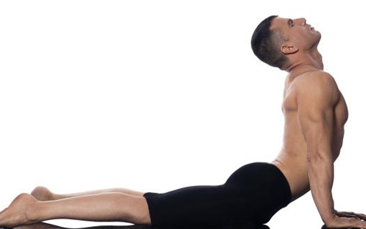3 bài yoga giúp tăng cường khả năng ‘yêu’ cho phái mạnh