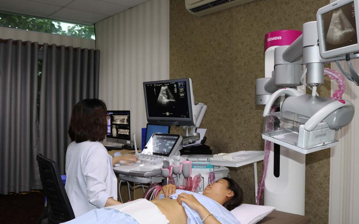 Phát hiện ung thư vú với thiết bị quét khối tự động 3D